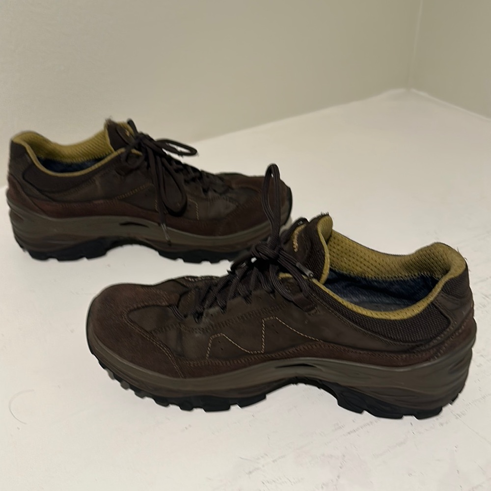 Lowa toro gtx lo men’s 10.5
